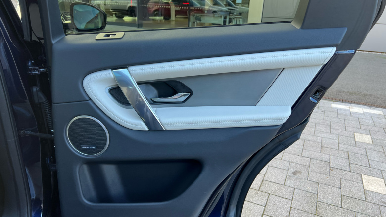 Land Rover Discovery Sport 2.0 P250 R-Dynamic SE 5dr Auto [5 Seat] Petrol Station Wagon